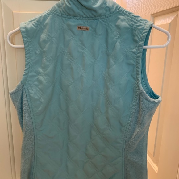 Columbia women’s vest - Picture 2 of 3